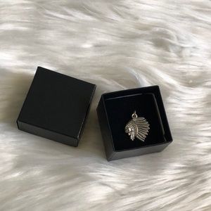 Native American Indian head dress silver charm✨